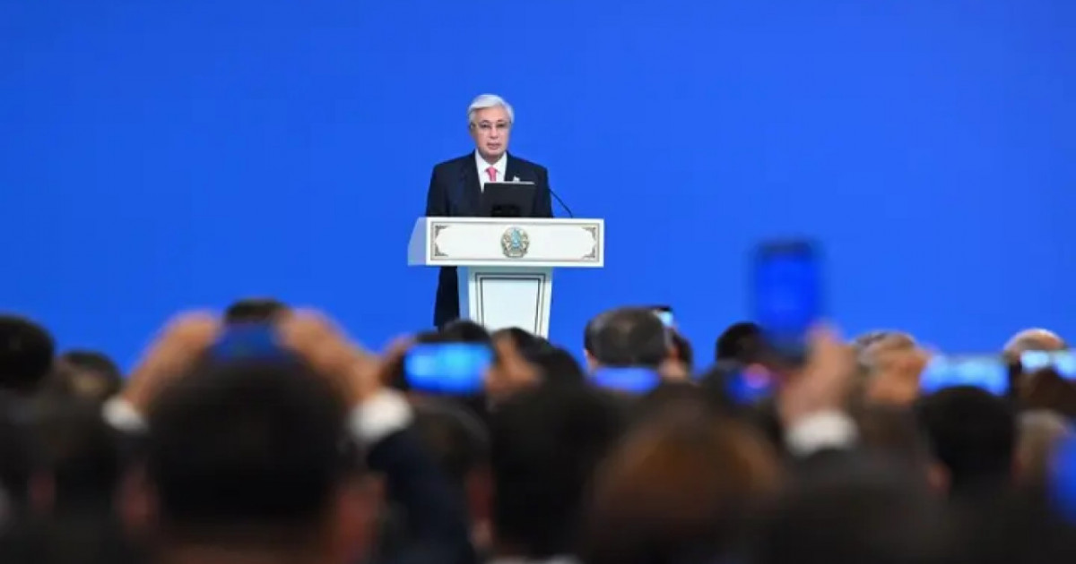 "Оқыс оқиға болса, оған ұстаз жауапты емес": президент "Педагог мәртебесі туралы" заңға өзгерістер енгізуді ұсынды