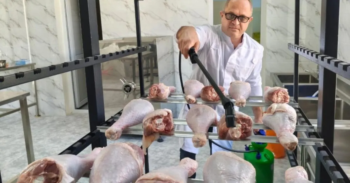 Colman Domingo and Jude Law at amfAR’s Venice Gala