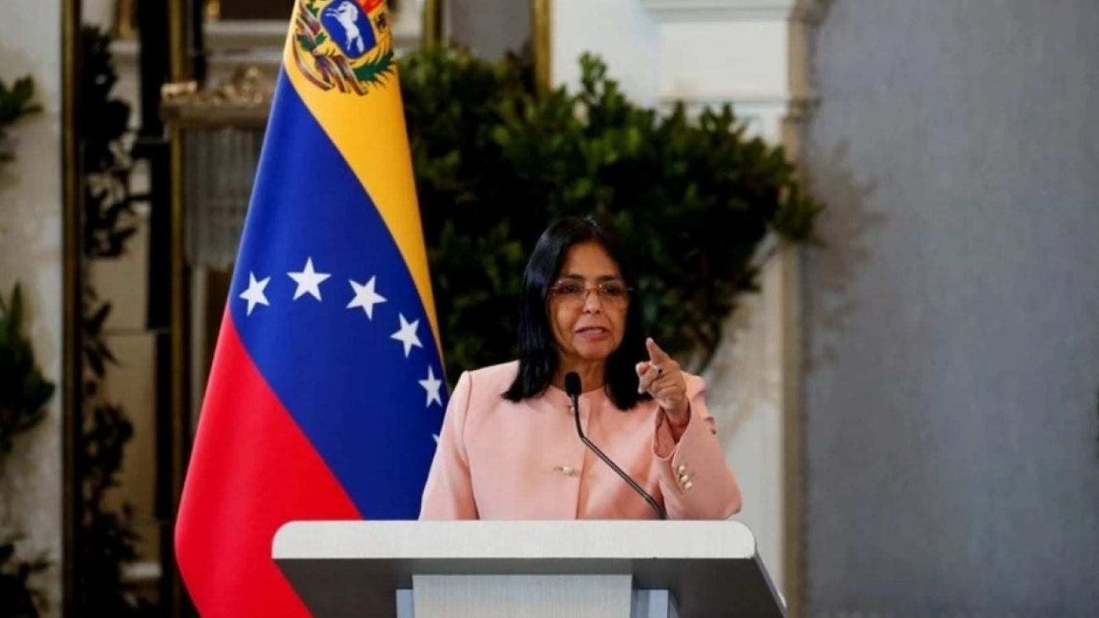 Венесуэлаға уақытша президент тағайындалды