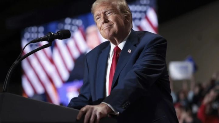 Трамп Қазақстан және бірқатар елге қарсы кедендік баж салығы туралы жарлыққа қол қойды