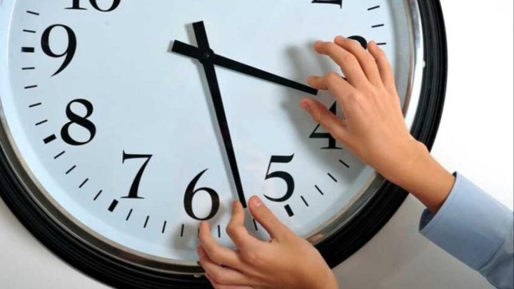 Қазақстанда жұмыс уақытын қысқарту ұсынылды