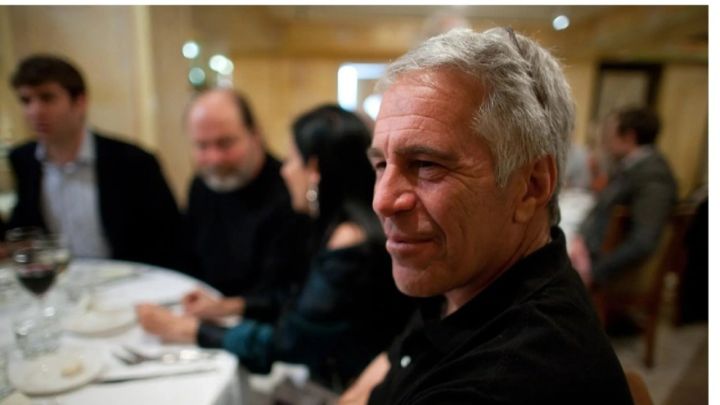 Билл Гейтс, «Лолита»: Демократтар Эпштейн мұрағатынан жаңа фотосуреттер жариялады