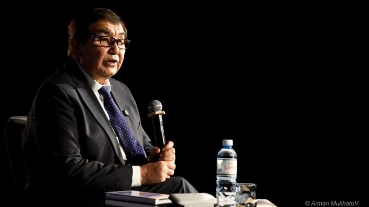 Ақын Ғалым Жайлыбай «Қаламгер ұстаханасында» «Өнер. Өлең. Өмір» тақырыбында дәріс оқыды