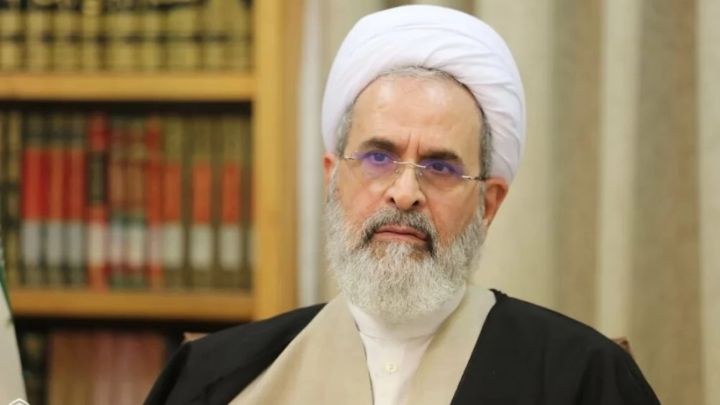 Иранның Жоғарғы көшбасшысы лауазымына жаңа басшы келді: Аятолла Арафи кім?