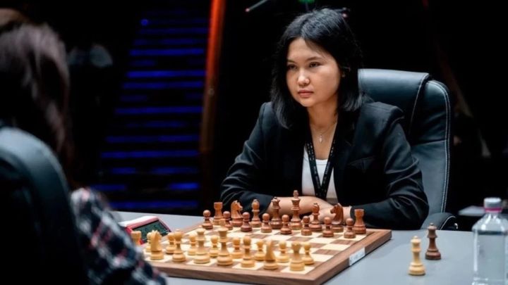 Бибісара Асаубаева FIDE рейтингінде үздік он шахматшының қатарына енді