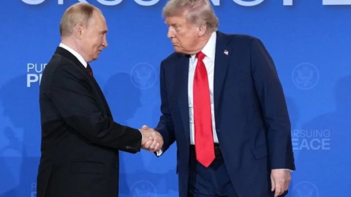 Путин Трампқа Иранды жеңуге қол ұшын соза алатынын айтты