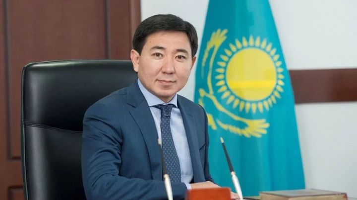 Өскеменнің бұрынғы әкімі Жақсылық Омар 6 жылға сотталды