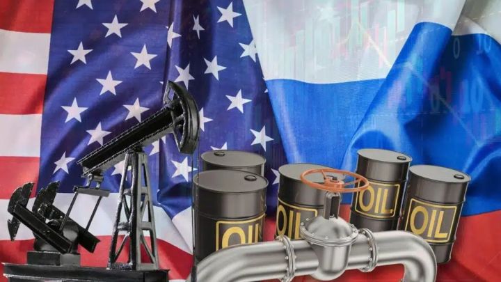 АҚШ Ресей мұнайына қатысты санкцияларды уақытша жеңілдетті