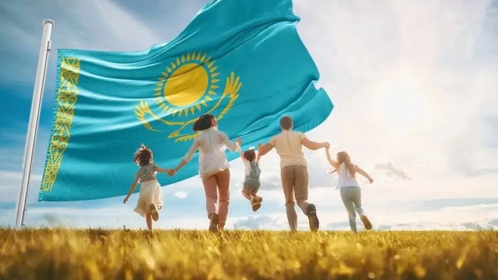 Қазақстан – әлемдегі ең бақытты елдердің тізімінде 33-орынға көтерілді