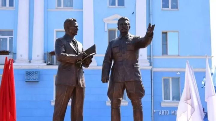 Ресейде Сталинге тағы бір ескерткіш ашылды