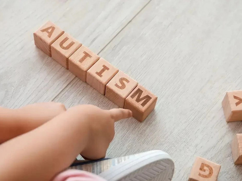 Трамп аутизм дертінің парацетемолға қатысы бар екенін мәлімдеді